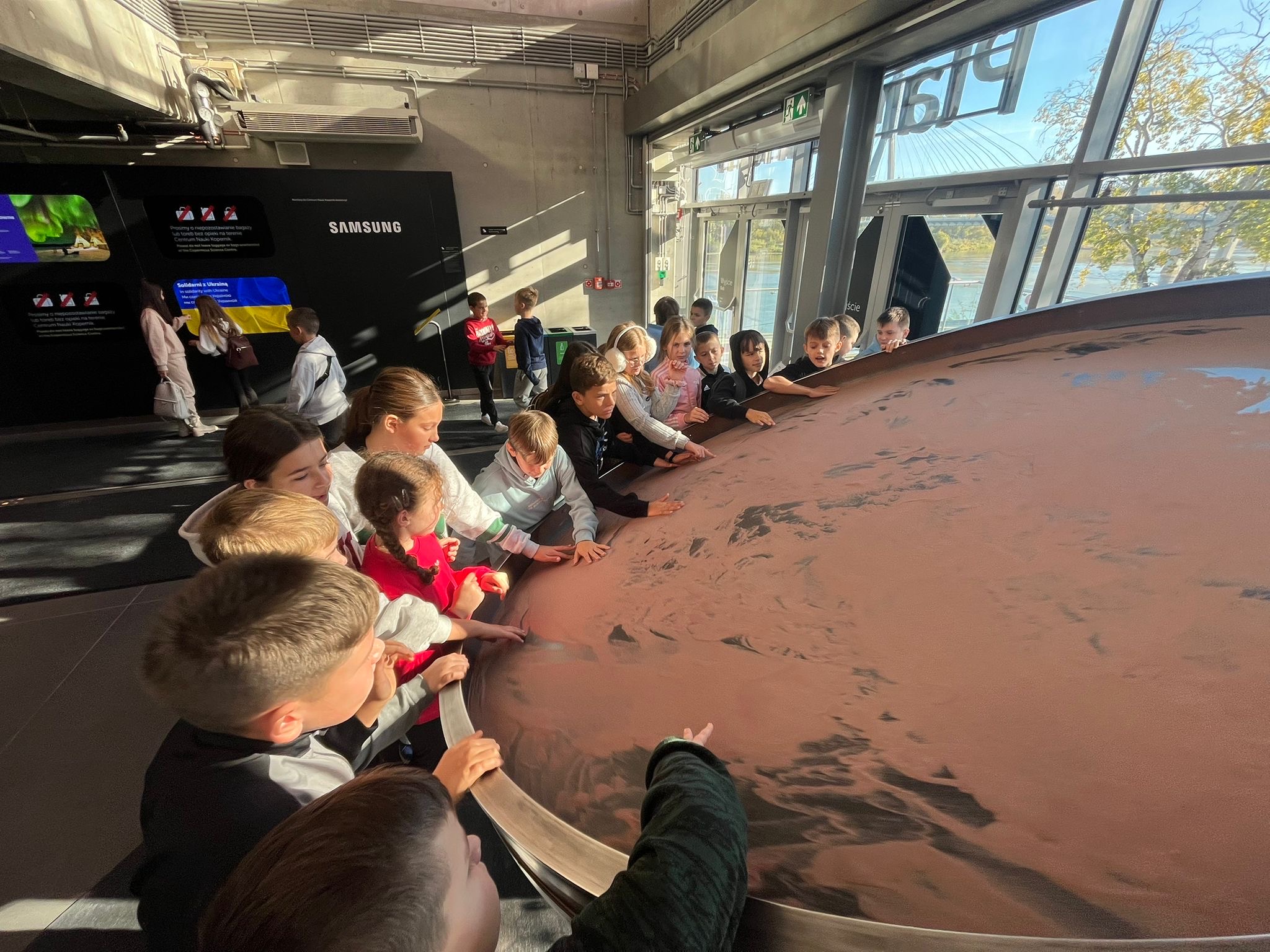 8cb93845-494d-4918-ba5c-d78cd5921a5f