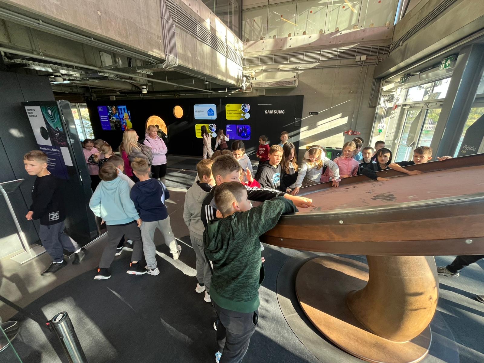 907be326-198c-4019-8676-b30ca4109d60