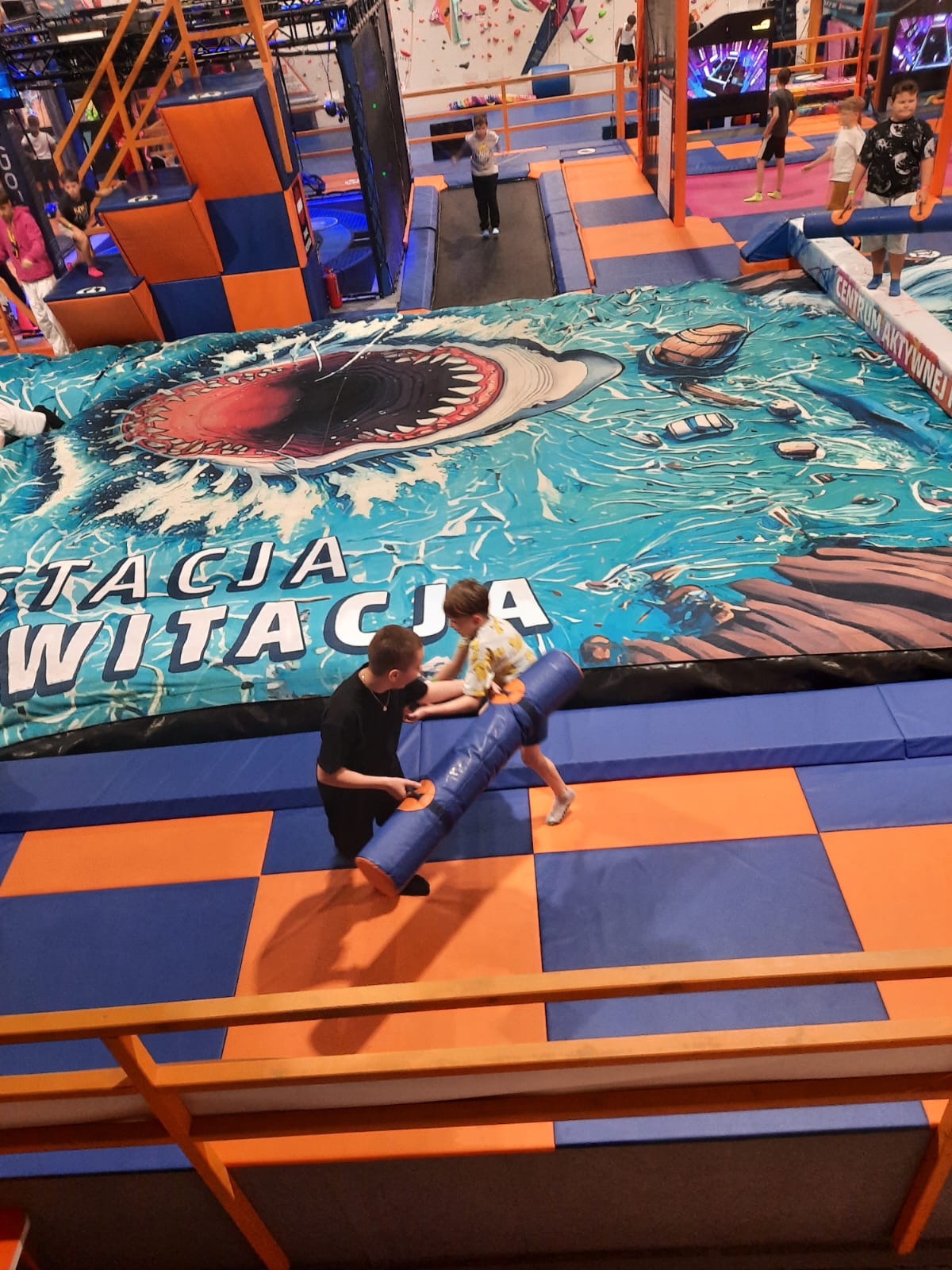 03c7493b-5a3a-4a03-8c15-adb8af1fec34