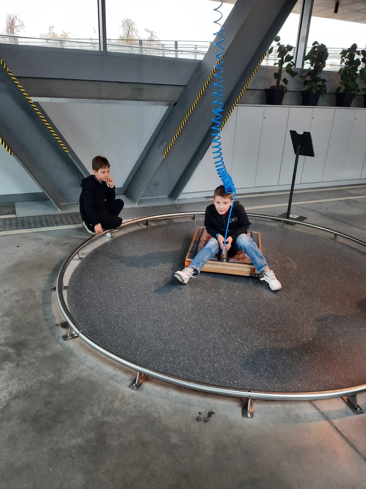 0e03068a-f8e0-4666-9078-b081231ab33d