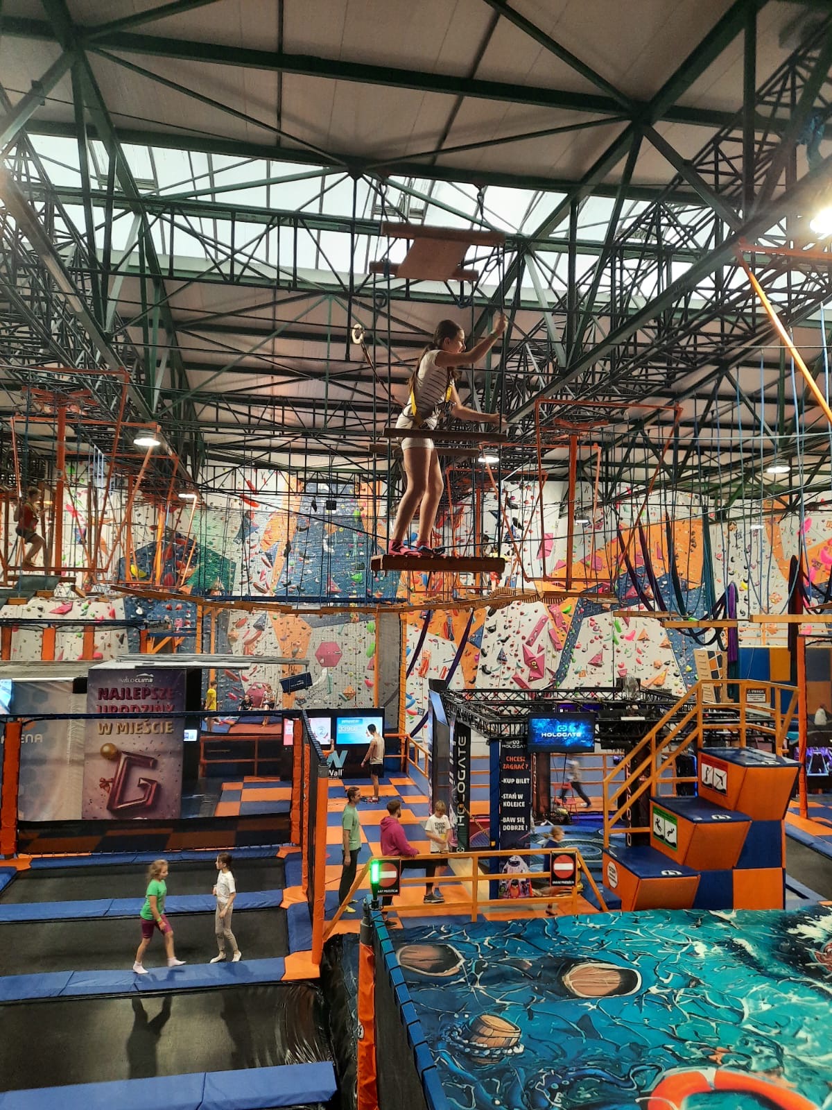 ba1ae590-0d00-458c-a270-662c112796c5