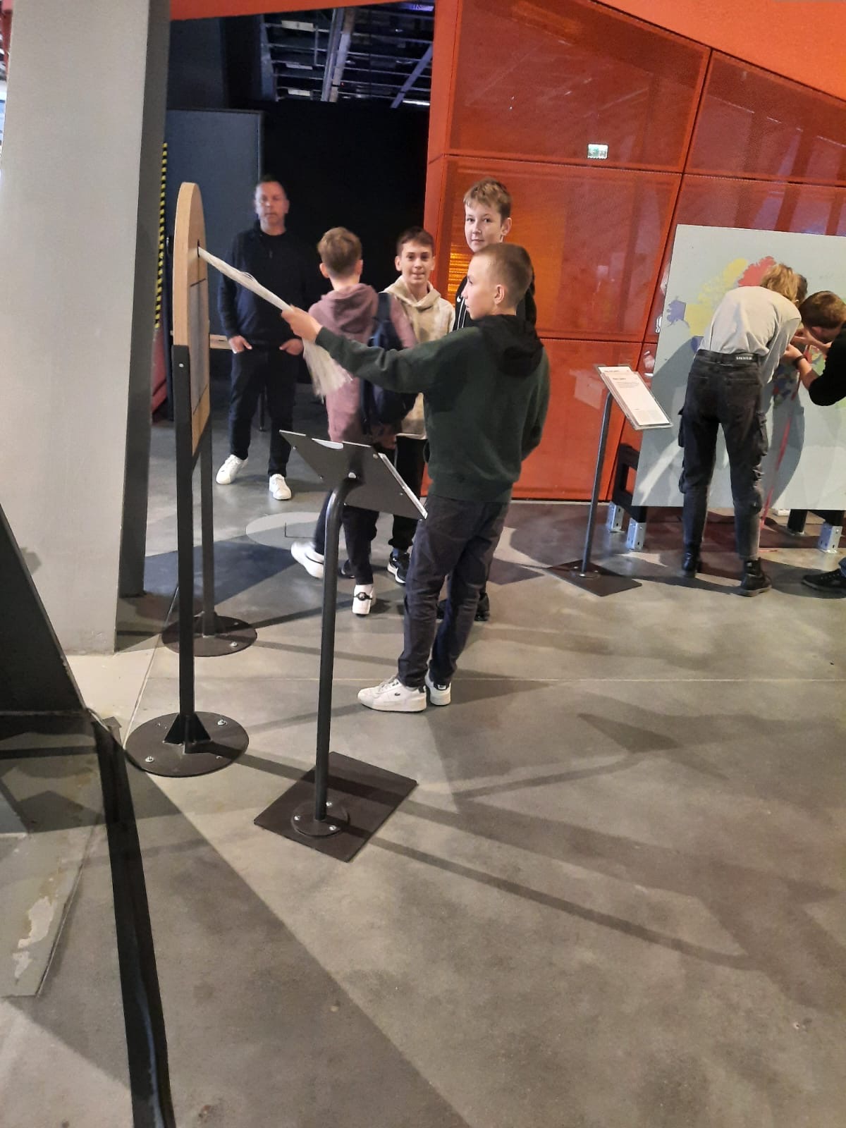 d6a7240d-da18-47a0-940a-0c18adc975d3