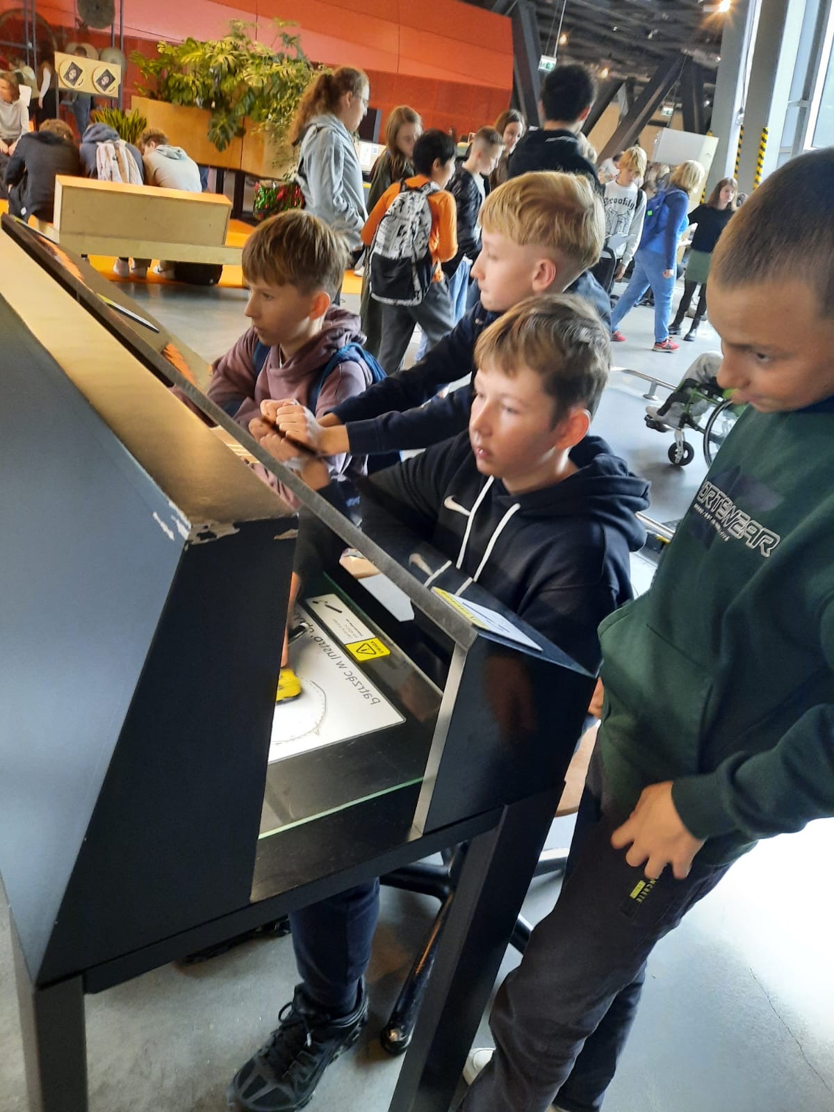 eb506b4e-8a77-4299-b9a1-63f207959c69